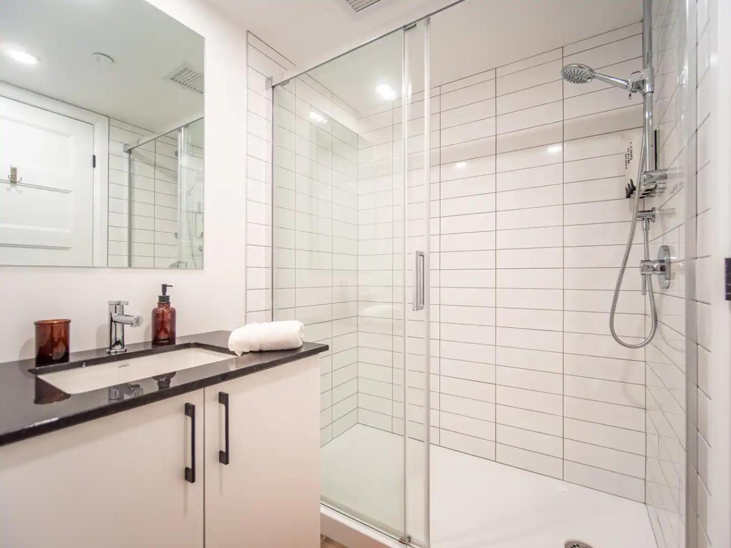 Quebec, Rustique Chic En Ville, Piscine Sur Le Toit Pour 2 A 6 Invites Bagian luar foto
